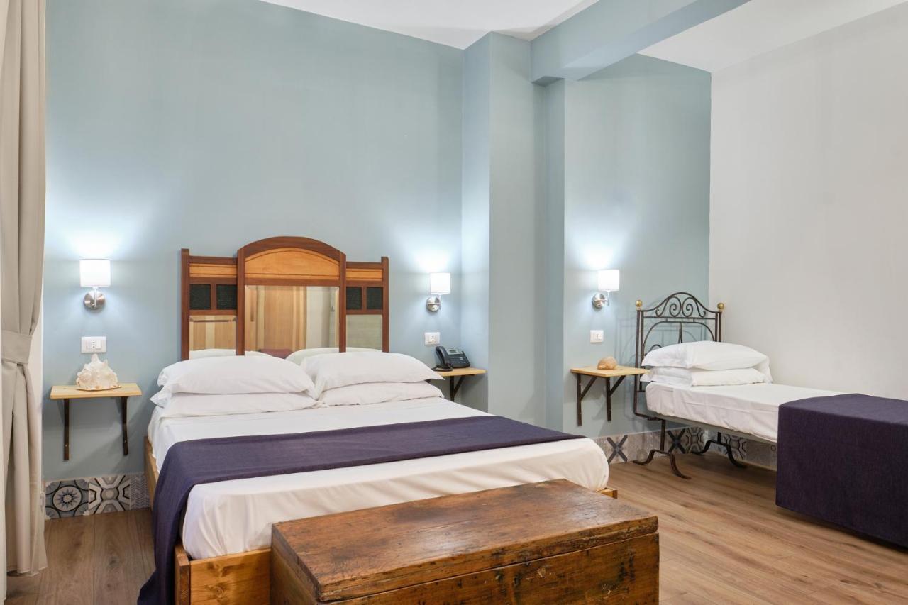La Via Del Porto Charme Rooms Агрополи Екстериор снимка