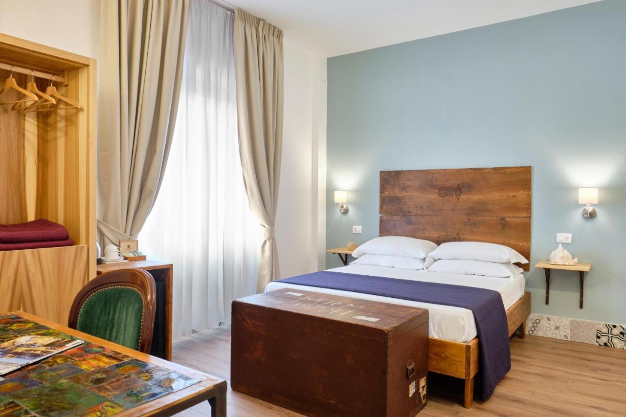 La Via Del Porto Charme Rooms Агрополи Екстериор снимка