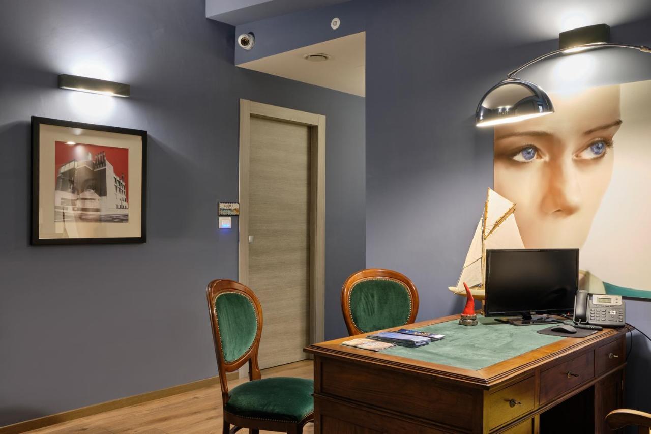 La Via Del Porto Charme Rooms Агрополи Екстериор снимка