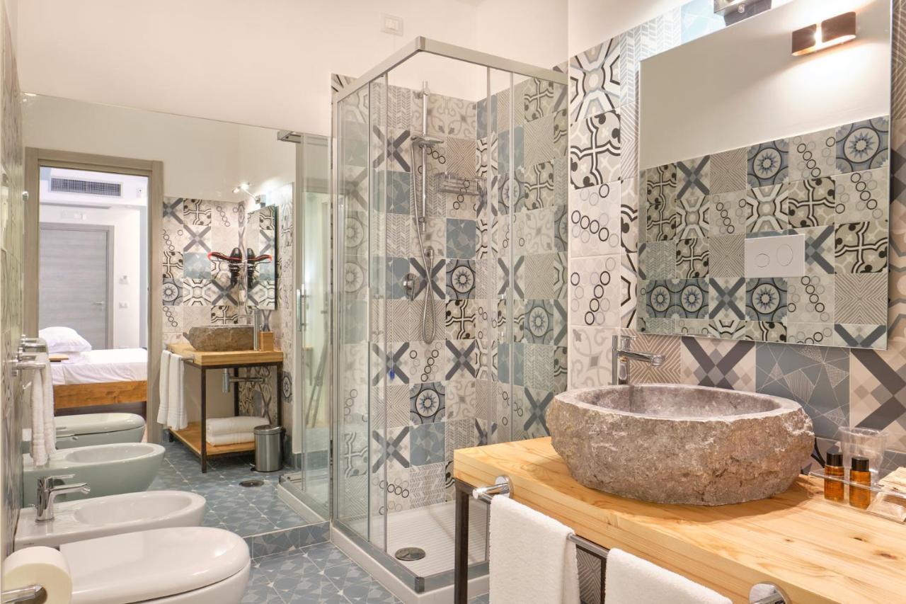 La Via Del Porto Charme Rooms Агрополи Екстериор снимка